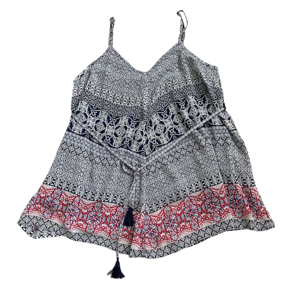 Jessica Simpson Maternity Top - Picture 2 of 3